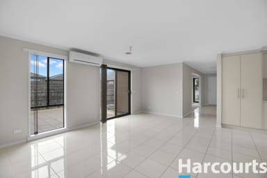 Property 24 Wattle Way, LONGWARRY VIC 3816 IMAGE 0