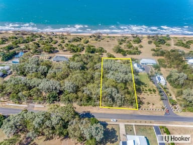 Property 30 Sylvan Drive, MOORE PARK BEACH QLD 4670 IMAGE 0