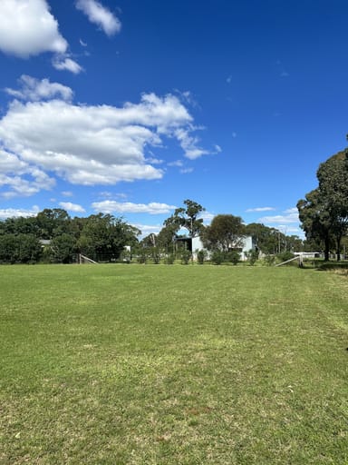 Property 16 Leslie Lane, Hendon QLD 4362 IMAGE 0
