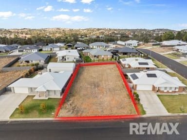Property 19 Hilton Place, Junee NSW 2663 IMAGE 0