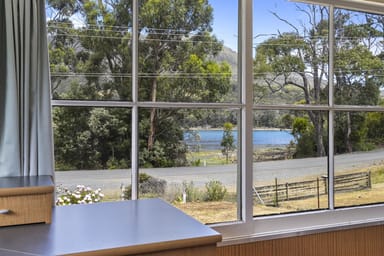 Property 104 Old Jetty Road, EAGLEHAWK NECK TAS 7179 IMAGE 0