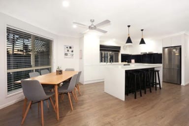 Property 7 Zeller Crescent, Arundel QLD 4214 IMAGE 0