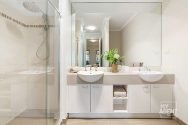 Property 34 Riordan Crescent, Mernda VIC 3754 IMAGE 0