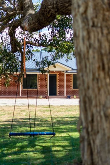 Property 61 Nicholsons Road, Toongabbie VIC 3856 IMAGE 0