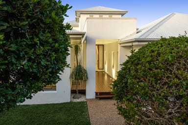 Property 37 Bahamas Circuit, Kawana Island QLD 4575 IMAGE 0