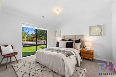 Property 25 Saxby Drive, STRATHFIELDSAYE VIC 3551 IMAGE 0