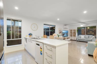 Property 32 Viewland Crescent, Thornlands QLD 4164 IMAGE 0