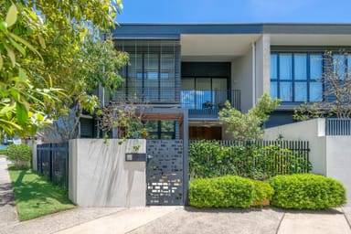 Property 3, 33 Parkside Circuit, Hamilton QLD 4007 IMAGE 0