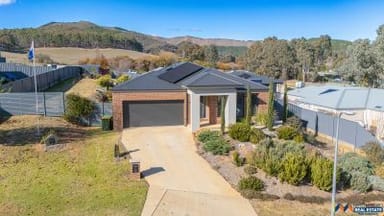 Property 4 Sanderson Rise, Myrtleford VIC 3737 IMAGE 0