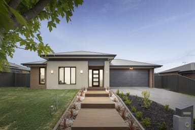 Property 32 Greenfields Boulevard, ROMSEY VIC 3434 IMAGE 0