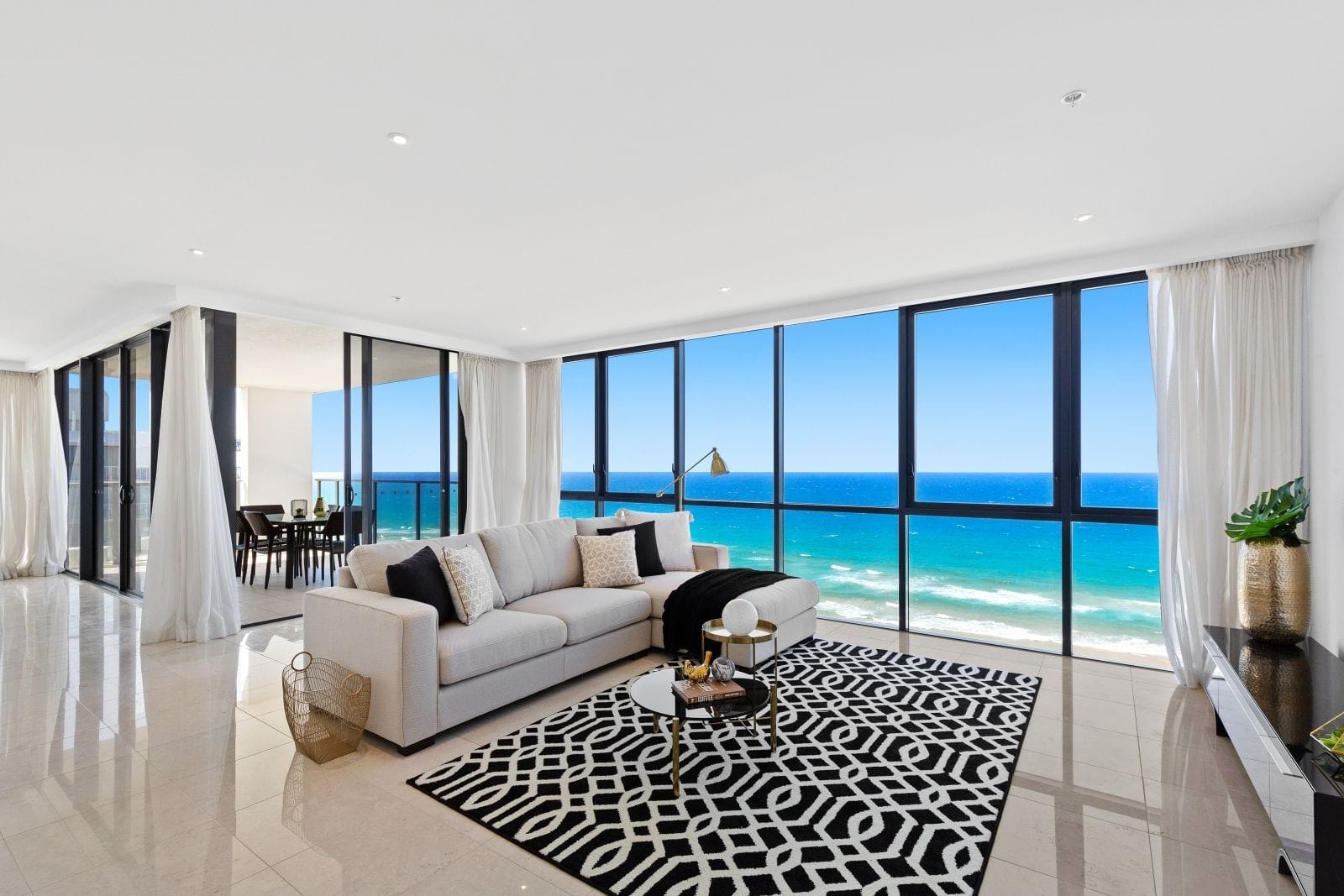 Sold: 43/47-51 Broadbeach Boulevard, Broadbeach QLD 4218