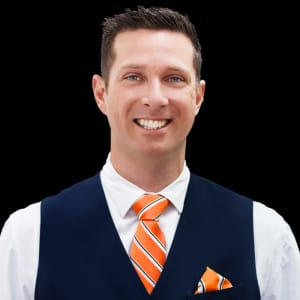 Property Agent Derrick Williams
