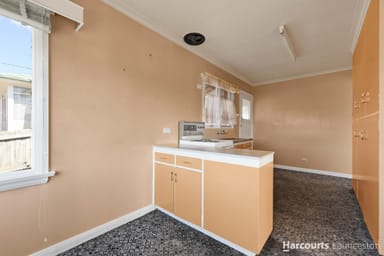Property 8 Oaktree Road, Youngtown TAS 7249 IMAGE 0