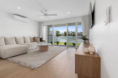 Property 9 Auk Avenue, Burleigh Waters QLD 4220 IMAGE 0