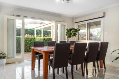 Property 19 Yaralla Crescent, St Helena VIC 3088 IMAGE 0