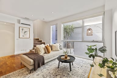 Property 3/104 Barkly Street, St Kilda VIC 3182 IMAGE 0