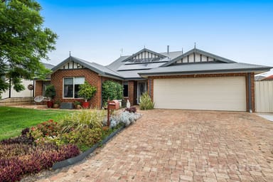 Property 124 Manchester Drive, Hocking WA 6065 IMAGE 0