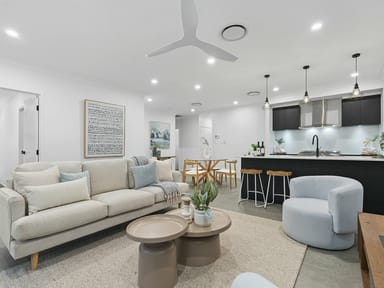 Property 8 Viewpoint Street, Pallara QLD 4110 IMAGE 0