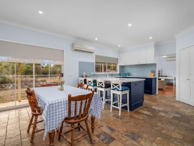 Property 24 Roanoke Drive, Waldara VIC 3678 IMAGE 0