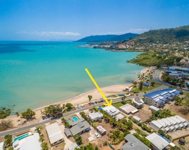 Property 30 Coral Esplanade, CANNONVALE QLD 4802 IMAGE 0