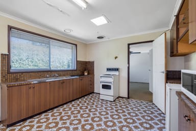 Property 32 Tadstan Drive, TULLAMARINE VIC 3043 IMAGE 0