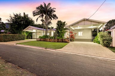 Property 16 Keirle Avenue, WHITFIELD QLD 4870 IMAGE 0