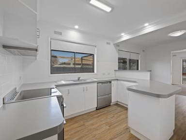 Property 5 Oak Avenue, Benalla VIC 3672 IMAGE 0