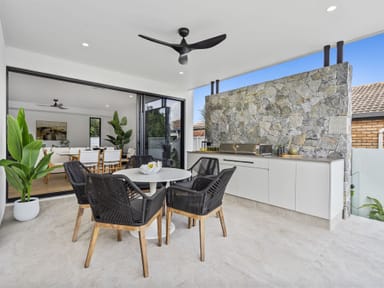 Property 30 Mountain View Avenue, Burleigh Waters QLD 4220 IMAGE 0