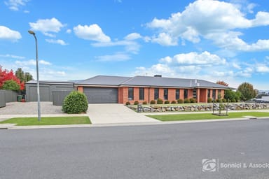 Property 26 Jackman Drive, Tangambalanga VIC 3691 IMAGE 0