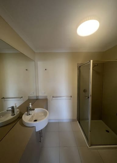Property 8 Regent Close, Burnside Heights VIC 3023 IMAGE 0