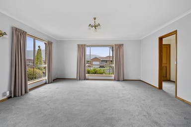 Property 17 Ravensbourne Place, OLD BEACH TAS 7017 IMAGE 0