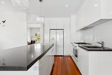 Property 28 Charlton Street, Mount Waverley VIC 3149 IMAGE 0