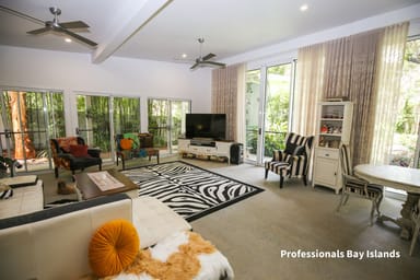 Property 27 - 29 Alexander Street, Macleay Island QLD 4184 IMAGE 0