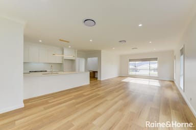Property 81 Verdelho Drive, Tamworth NSW 2340 IMAGE 0