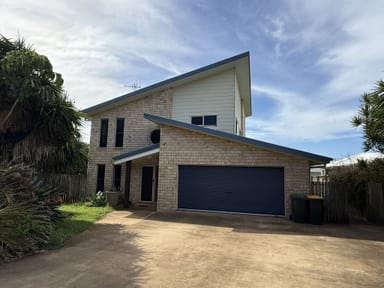 Property 7 Dolphin Court, ELLIOTT HEADS QLD 4670 IMAGE 0