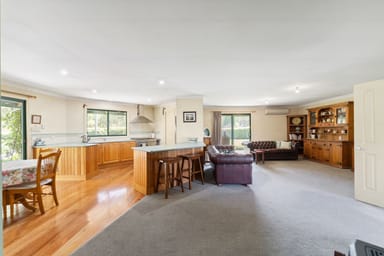 Property 11 Bloomfields Lane, TYLDEN VIC 3444 IMAGE 0