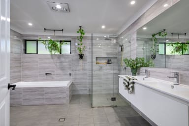 Property 4 Pentlands Drive, Winmalee NSW 2777 IMAGE 0