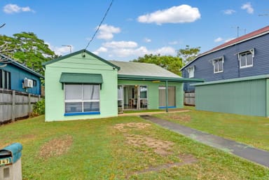 Property 147 O'Shea Esplanade, MACHANS BEACH QLD 4878 IMAGE 0