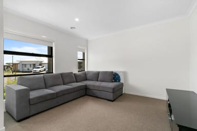 Property 10 Peck Place, Sale VIC 3850 IMAGE 0