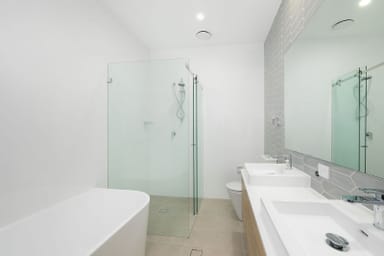 Property 4, 10 Newhaven Place, St Ives  IMAGE 0