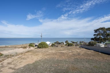 Property 10 Calvary Drive, Weeroona Island SA 5495 IMAGE 0