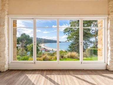 Property 7 James Avenue, Kingston Beach TAS 7050 IMAGE 0