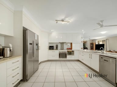 Property 10 Coal Crescent, Tannum Sands QLD 4570 IMAGE 0