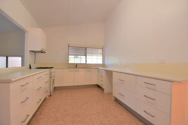 Property 60 Acacia Street, Barcaldine QLD 4725 IMAGE 0