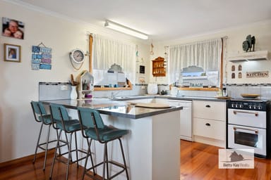 Property 1 Shoobridge Street, CRAYFISH CREEK TAS 7321 IMAGE 0