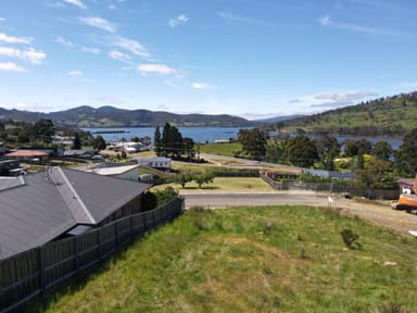 Property 8 Bonnies Way, PORT HUON TAS 7116 IMAGE 0