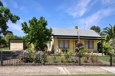 Property 2 Clifton Ave, Stawell VIC 3380 IMAGE 0