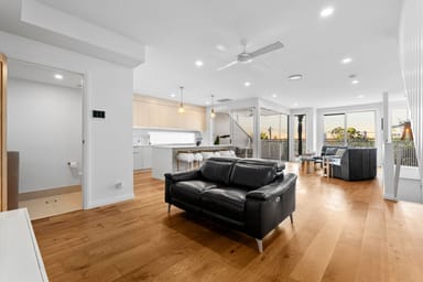 Property 72 Hill Avenue, Burleigh Heads QLD 4220 IMAGE 0