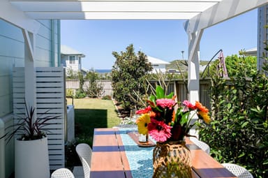 Property 17 Quinn Street, Catherine Hill Bay NSW 2281 IMAGE 0