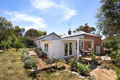 Property 8 Goldsmith Crescent, Castlemaine VIC 3450 IMAGE 0